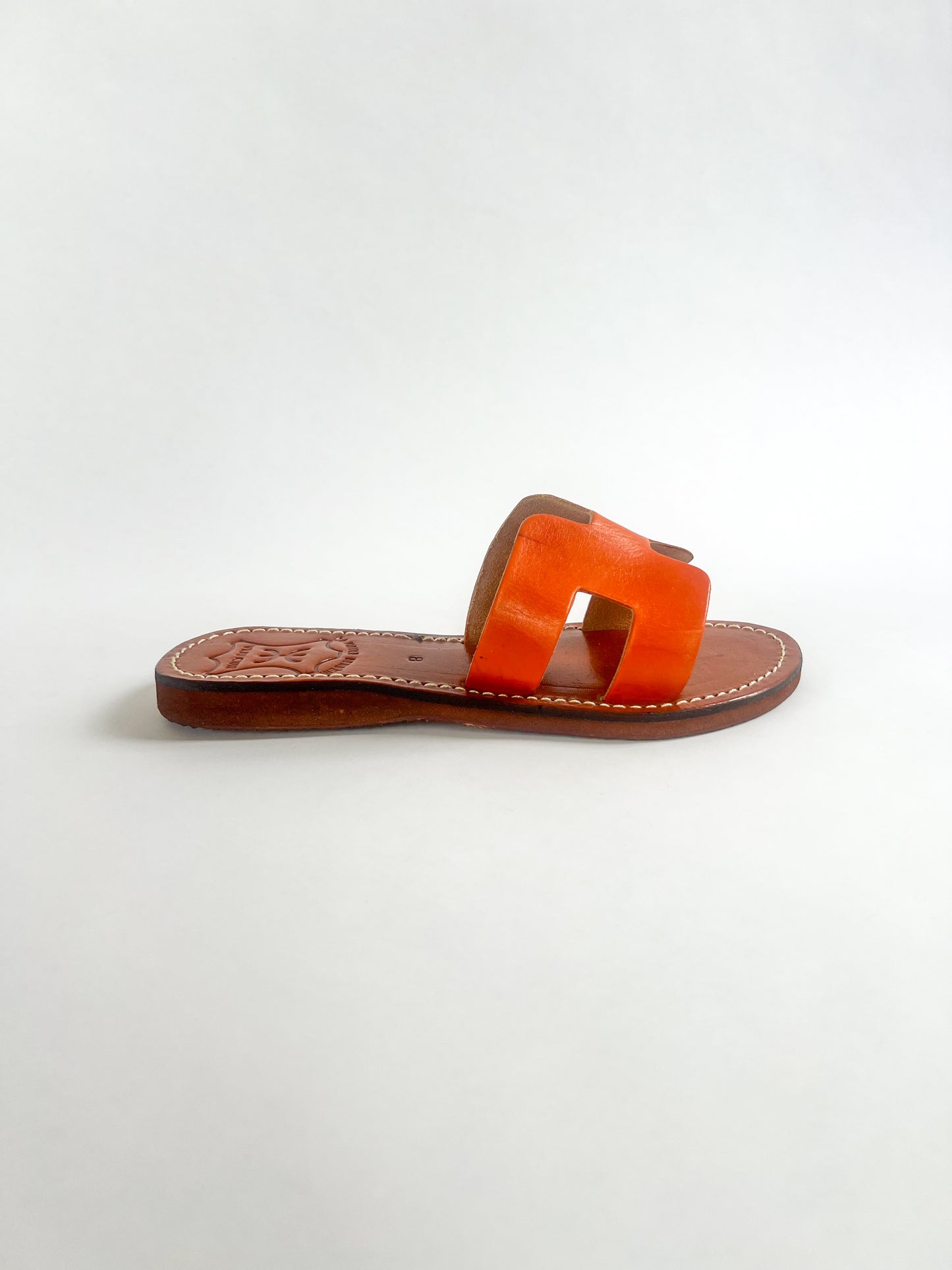 Idrissi&burch-moroccan-leather-sandals-boho-solomon-notes-deal-Marrakech-Cosi-cozy