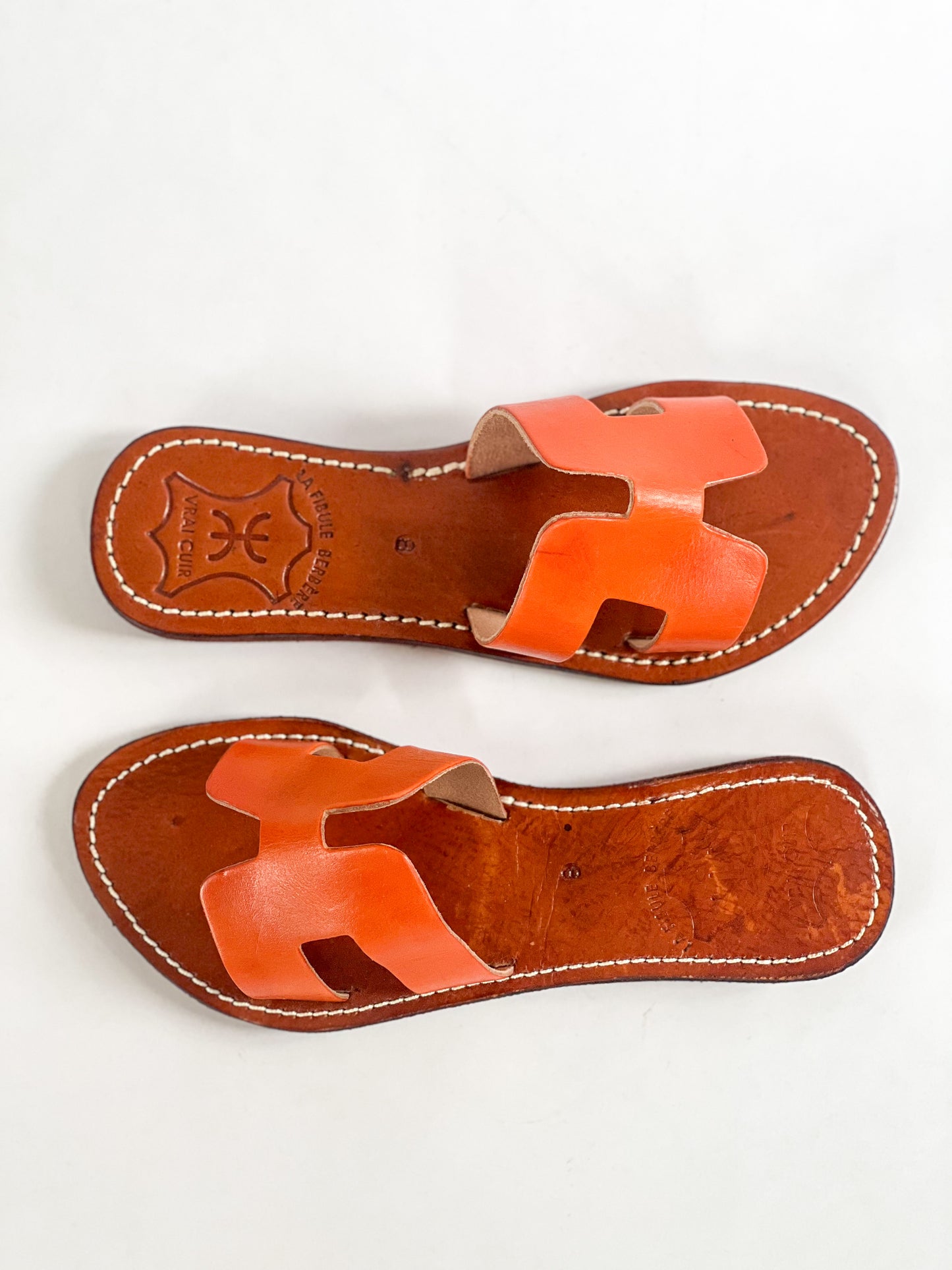 Idrissi&burch-moroccan-leather-sandals-boho-solomon-notes-deal-Marrakech-Cosi-cozy