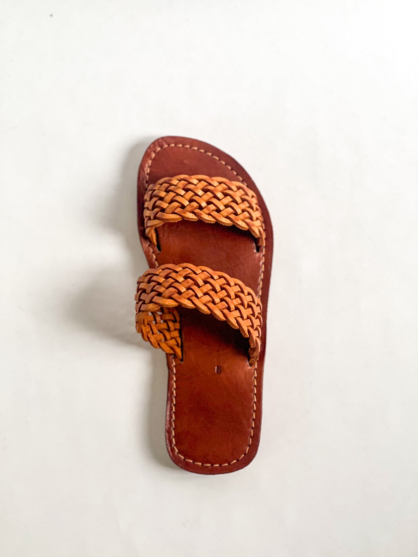 Idrissi&burch-moroccan-leather-sandals-boho-solomon-notes-deal-Marrakech-Cosi-cozy