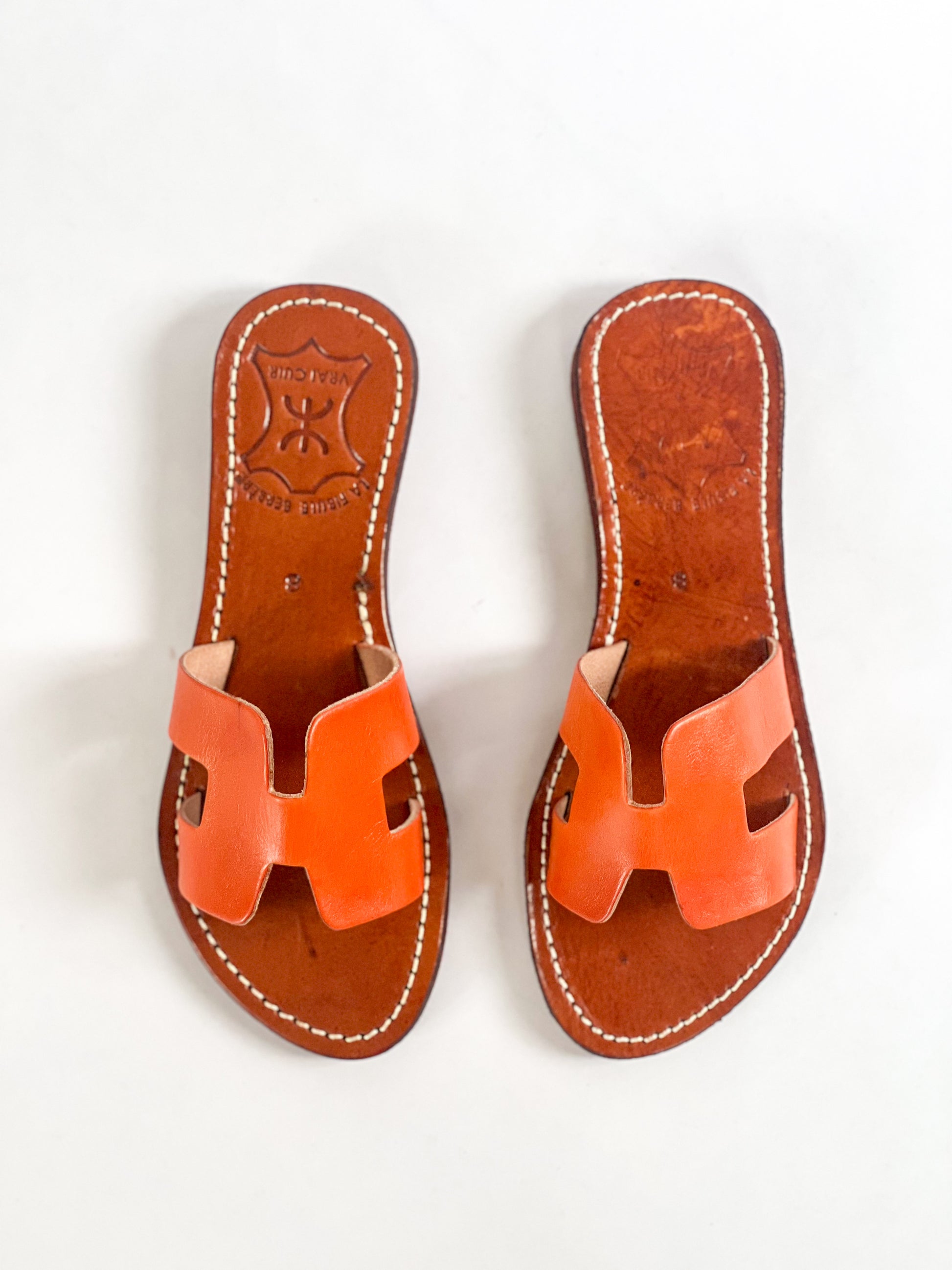 Idrissi&burch-moroccan-leather-sandals-boho-solomon-notes-deal-Marrakech-Cosi-cozy  